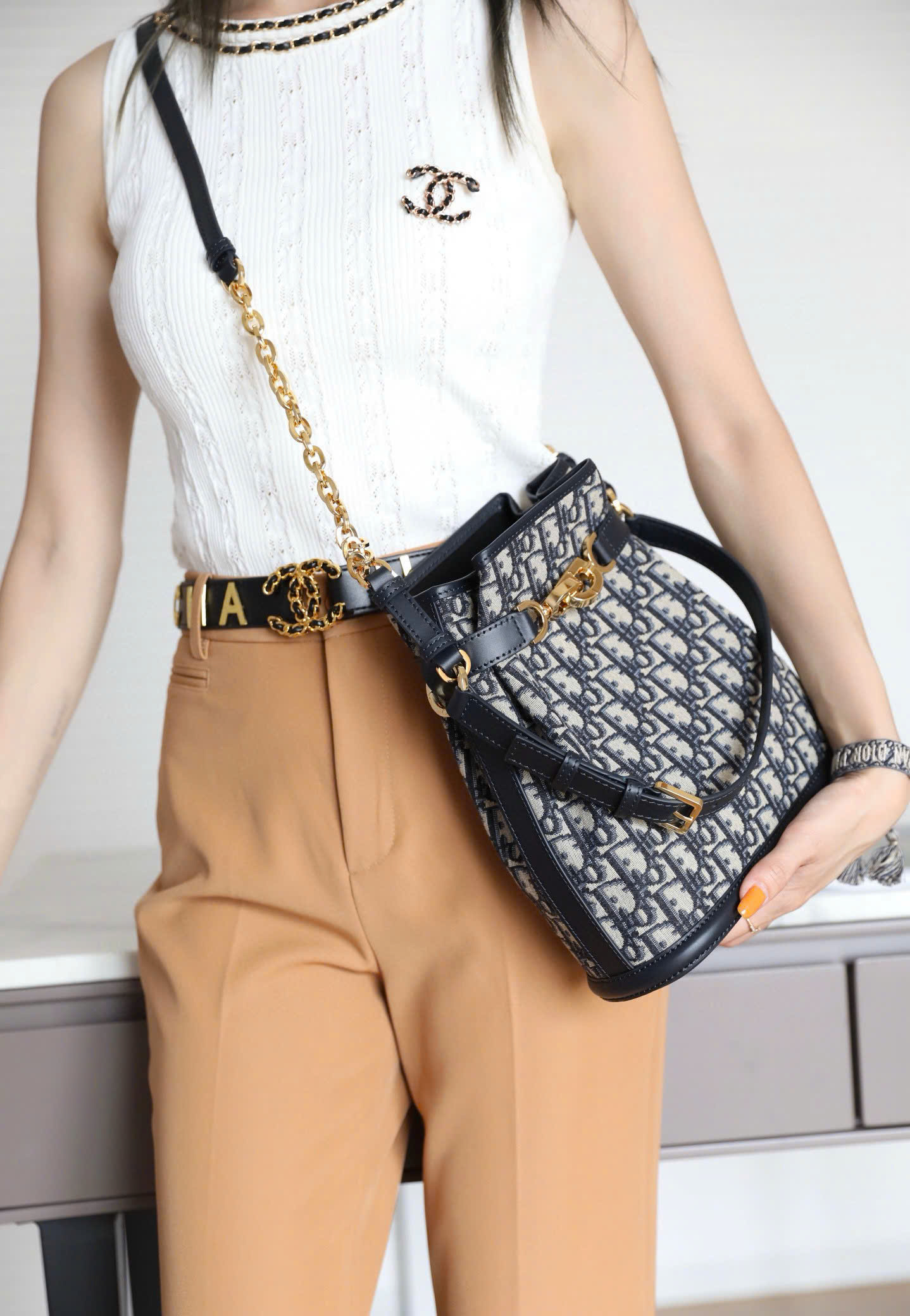 z7052985563433_205f874864dd279c0eb9abde735231dd